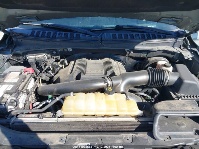 Ford Expedition Limited 2019 1FMJU1KT1KEA22256 Image 10