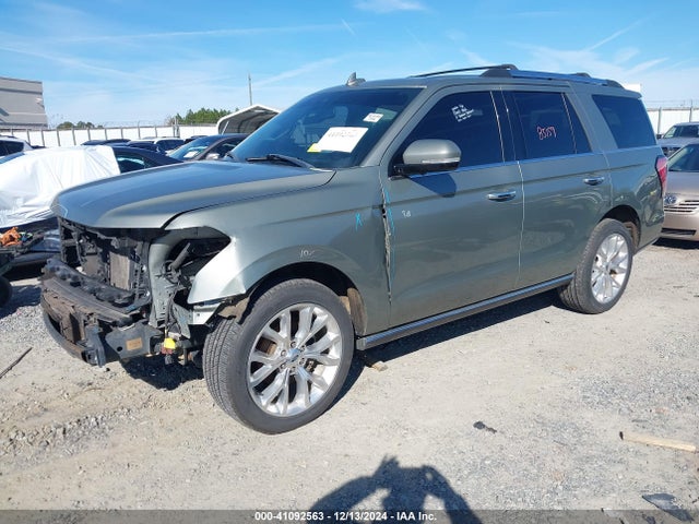Ford Expedition Limited 2019 1FMJU1KT1KEA22256 Image 2