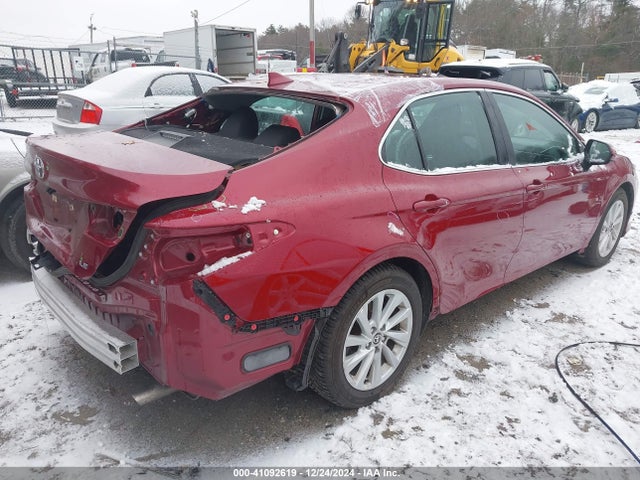 4T1C11AK0NU650328 Toyota CAMRY LE