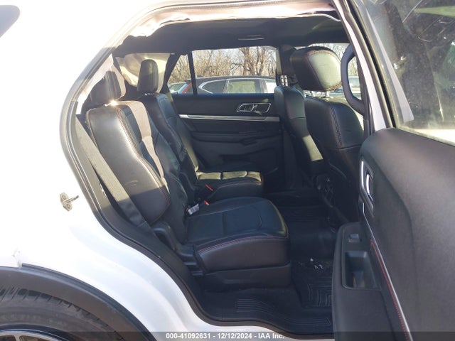 1FM5K8GT2HGD12298 Ford EXPLORER SPORT