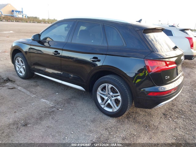 WA1ANAFY8J2178621 Audi Q5 2.0t Premium/2.0t Tech Premium