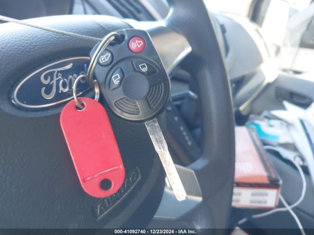 1FTYR2CM5FKB28332 Ford Transit-250
