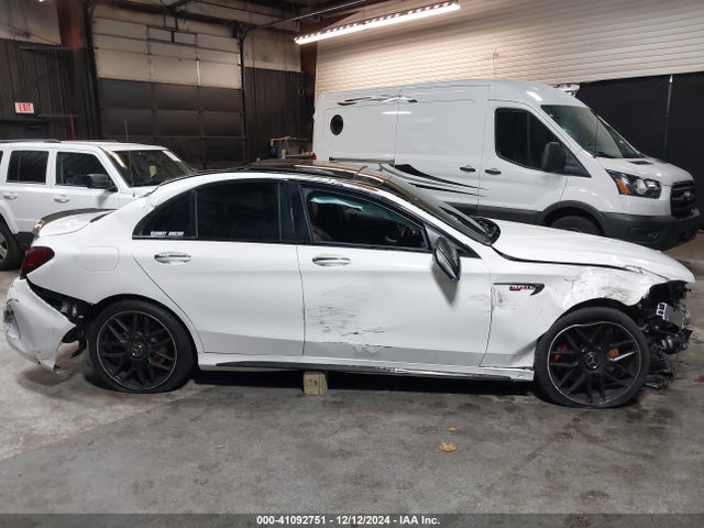55SWF6EB9KU284365 Mercedes-Benz Amg C 43 4matic