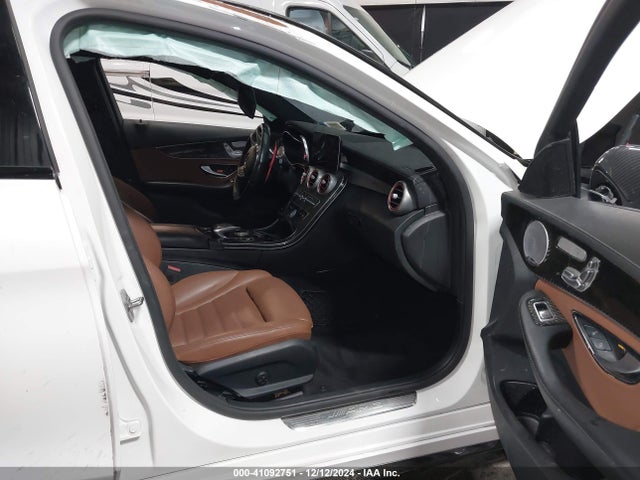 55SWF6EB9KU284365 Mercedes-Benz Amg C 43 4matic