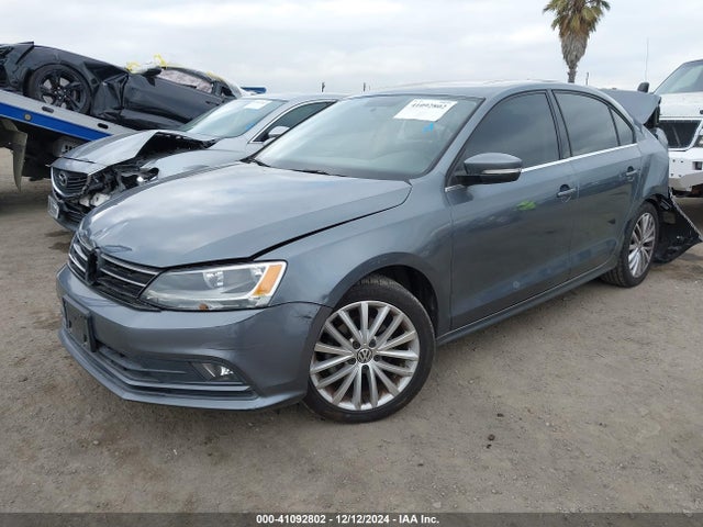 3VWD17AJ2FM283423 Volkswagen Jetta 1.8t Se