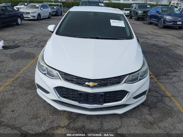 Chevrolet Cruze Ls Auto 2018 1G1BC5SM8J7190306 Image 12