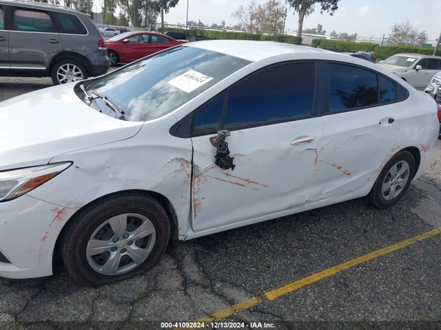 Chevrolet Cruze Ls Auto 2018 1G1BC5SM8J7190306 Image 6