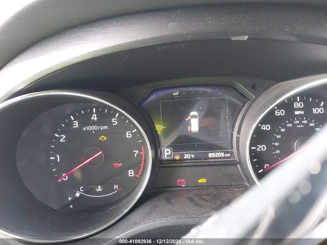 KIA SEDONA LX 2017 KNDMB5C16H6290783 Image 15