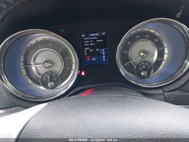 Chrysler 300 2014 2C3CCAAG0EH236791 Image 7