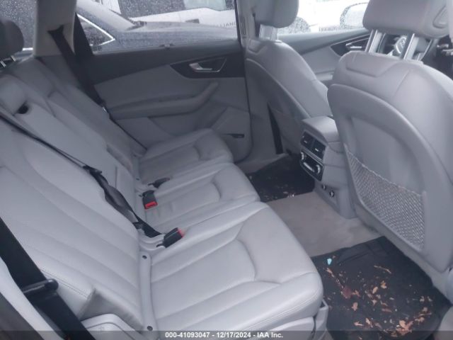 WA1VAAF75KD031828 Audi Q7 55 Premium