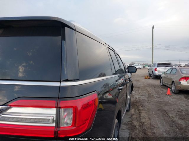 5LMJJ2LT7LEL09015 Lincoln Navigator Reserve