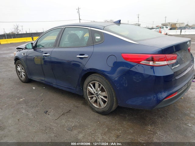 KIA Optima Lx 2018 5XXGT4L33JG194140 Image 3