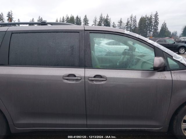 5TDDK3DC2ES083520 Toyota Sienna Xle 7 Passenger