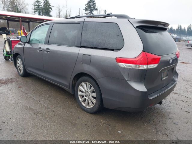 5TDDK3DC2ES083520 Toyota Sienna Xle 7 Passenger