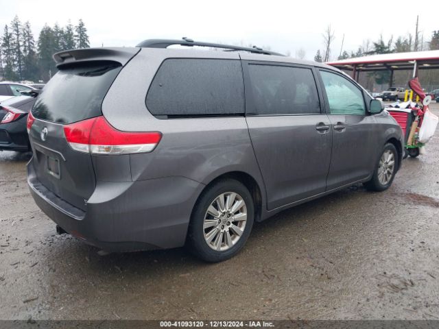 5TDDK3DC2ES083520 Toyota Sienna Xle 7 Passenger