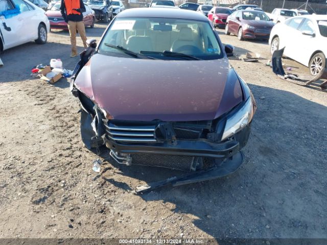 1VWBT7A3XEC087278 Volkswagen Passat 1.8t Se
