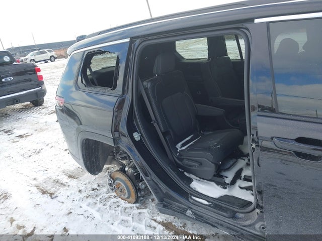 1C4RJKAG2R8575310 Jeep Grand Cherokee L Laredo X 4x4