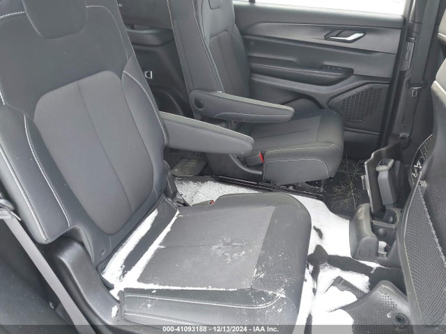 1C4RJKAG2R8575310 Jeep Grand Cherokee L Laredo X 4x4