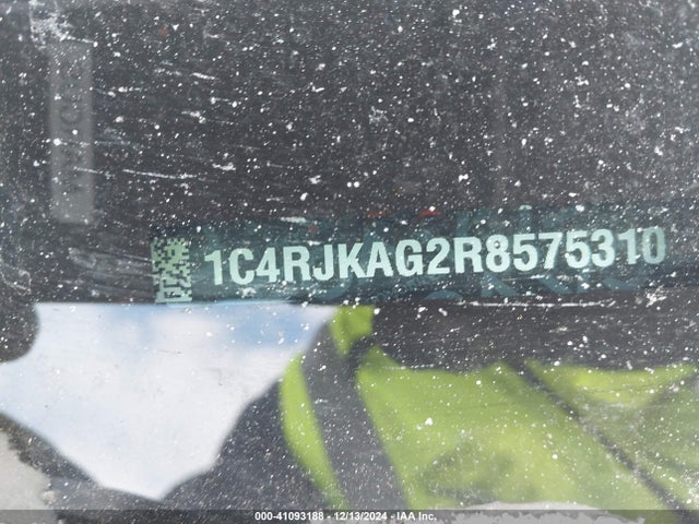 1C4RJKAG2R8575310 Jeep Grand Cherokee L Laredo X 4x4