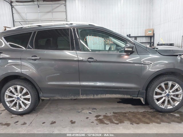 Ford Escape Titanium 2018 1FMCU9J90JUB17568 Image 14