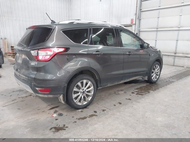 Ford Escape Titanium 2018 1FMCU9J90JUB17568 Image 4