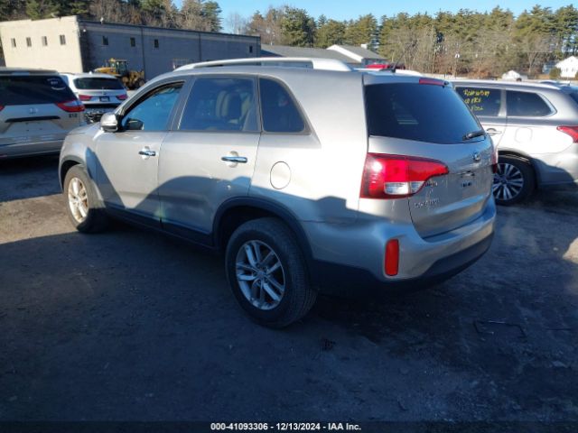 5XYKTCA61FG639091 KIA SORENTO LX