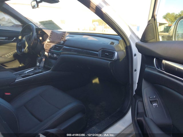 1HGCV1F3XNA101085 Honda Accord Sport