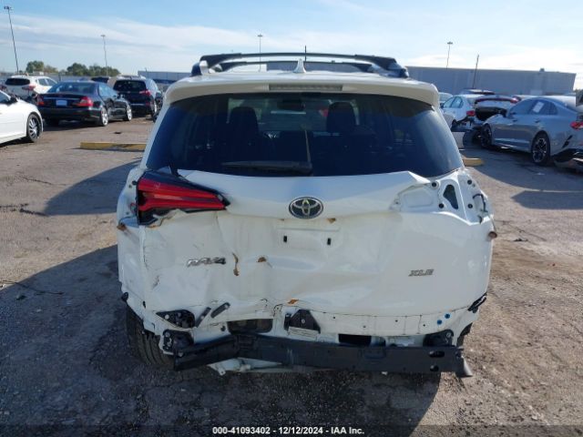 JTMWFREVXHJ715181 Toyota Rav4 Xle