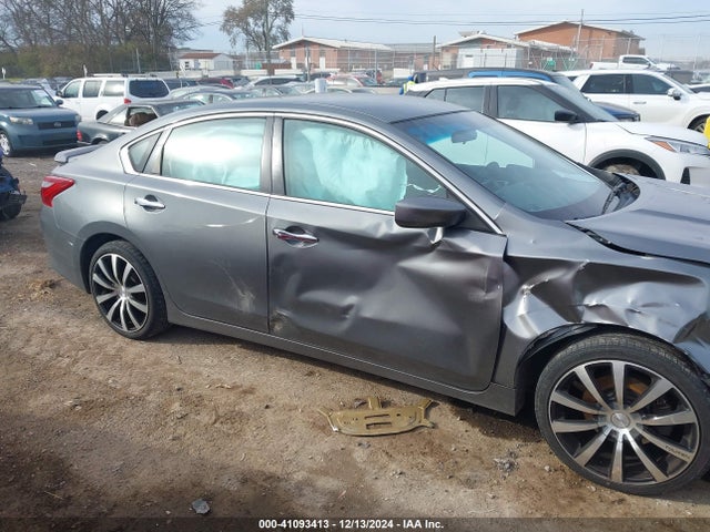 Nissan Altima 2.5 S 2018 1N4AL3AP9JC126002 Image 13
