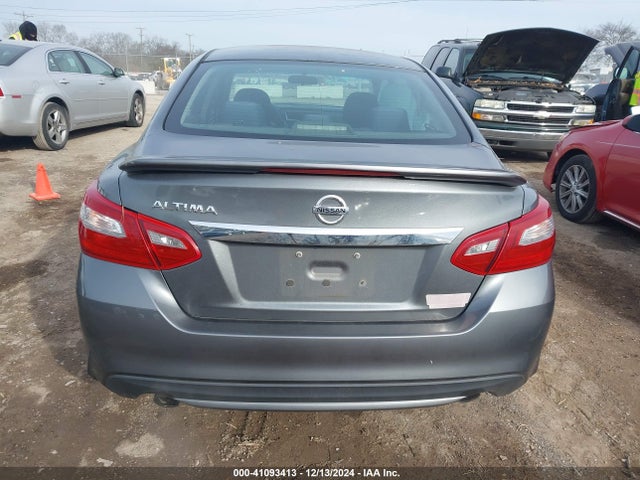 Nissan Altima 2.5 S 2018 1N4AL3AP9JC126002 Image 16