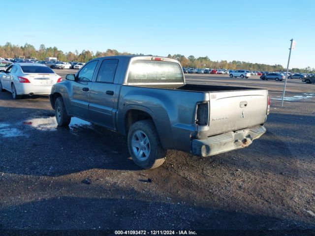 2007 MITSUBISHI RAIDER 1Z7HC28K27S265792 Photo 2