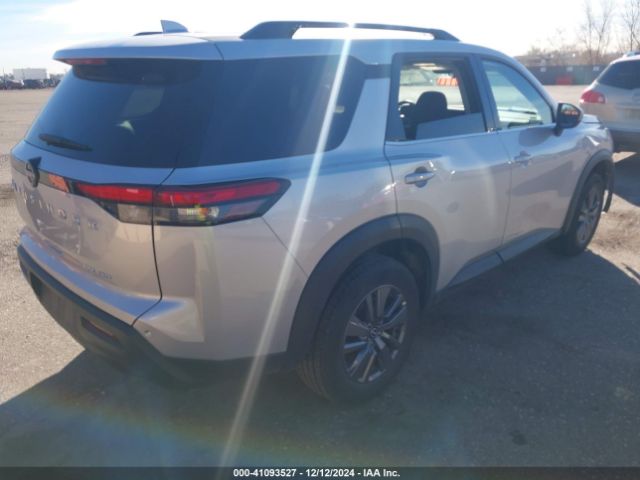 5N1DR3BC0RC287203 Nissan Pathfinder Sv 4wd