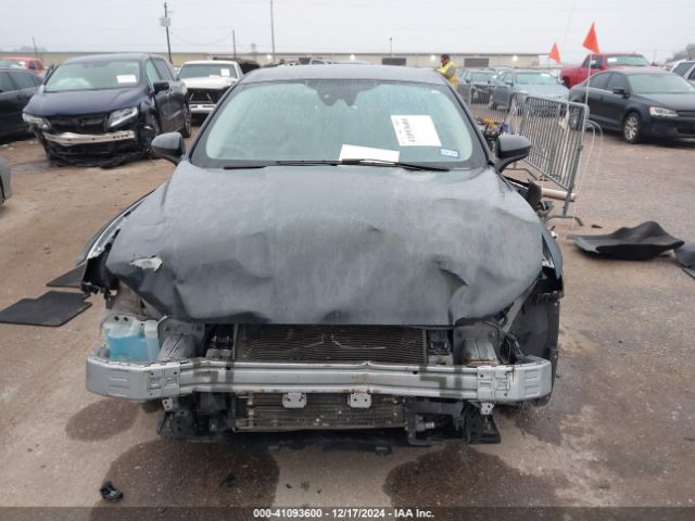 3FA6P0LU9LR211700 Ford Fusion Hybrid Se