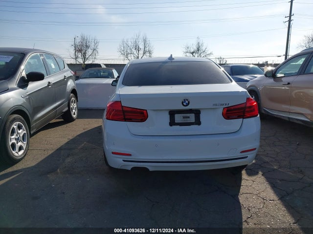 BMW 330I 2017 WBA8B9G50HNU50911 Image 16