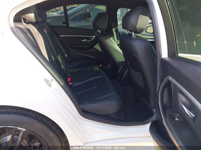 WBA8B9G50HNU50911 BMW 330I