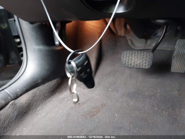 2010 SAAB 9-3 YS3FA4CY1A1613281 Photo 10