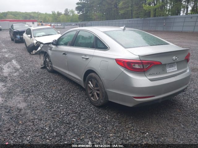 5NPE24AF5FH217789 Hyundai SONATA SE