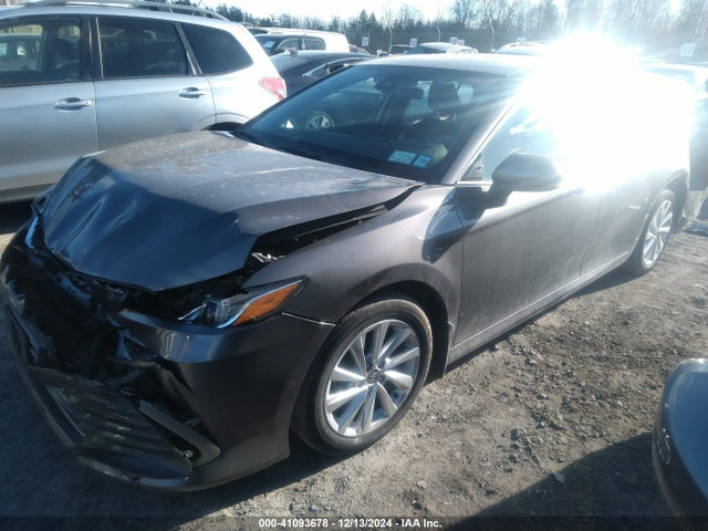 4T1C11AK0PU838611 Toyota CAMRY LE