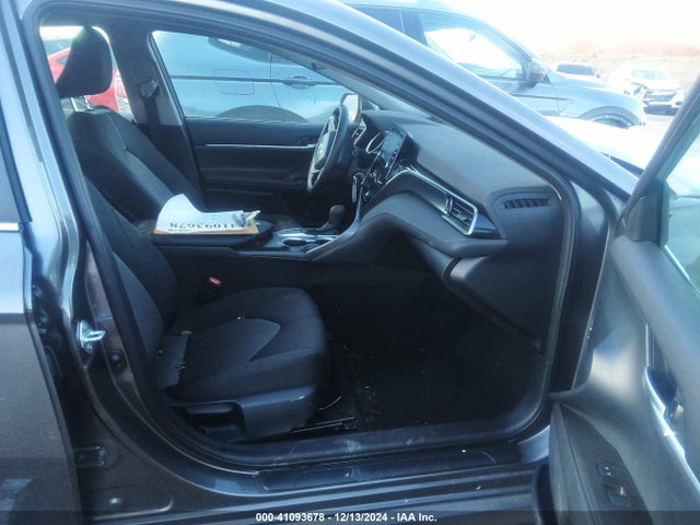 4T1C11AK0PU838611 Toyota CAMRY LE
