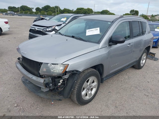 1C4NJCBB5GD681732 Jeep Compass Sport