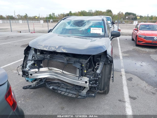 2T3H1RFV3MW142741 Toyota RAV4 LE