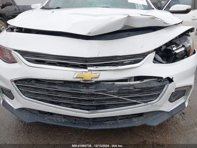 1G1ZD5ST0JF153372 Chevrolet MALIBU LT