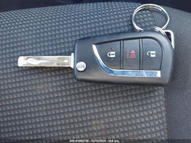 2T3F1RFV2LC082958 Toyota RAV4 LE