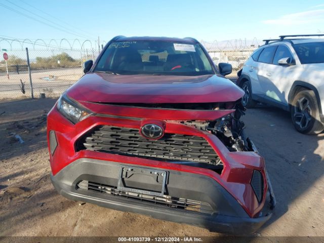 2T3F1RFV2LC082958 Toyota RAV4 LE