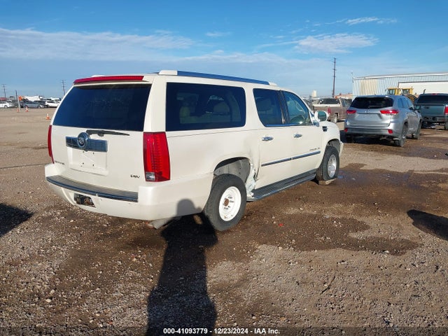 2007 CADILLAC ESCALADE ESV 1GYFK66847R314836 Photo 3