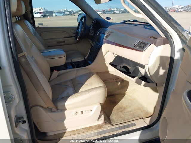 2007 CADILLAC ESCALADE ESV 1GYFK66847R314836 Photo 4