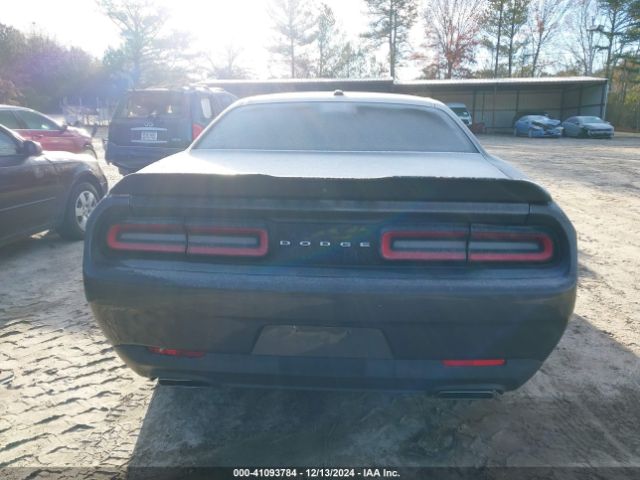 2C3CDZBT3JH300789 Dodge Challenger R/t