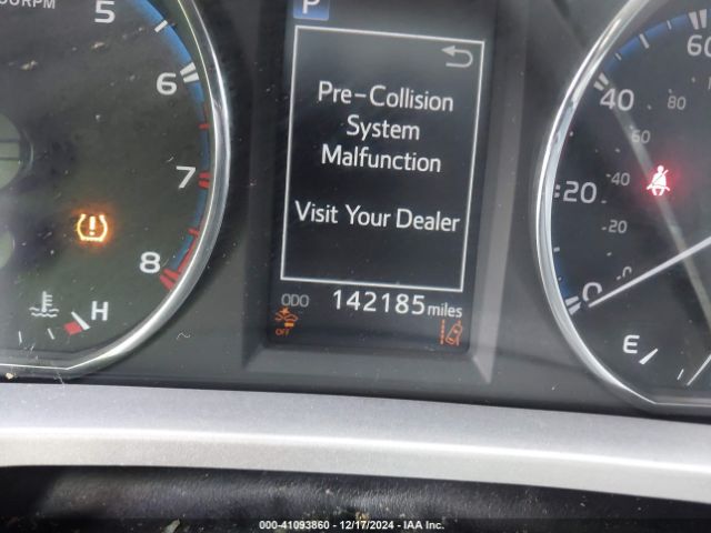JTMYFREV9HJ127958 Toyota Rav4 Limited