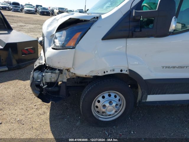 1FDBF6Z81NKA05332 Ford Transit-350 Cab