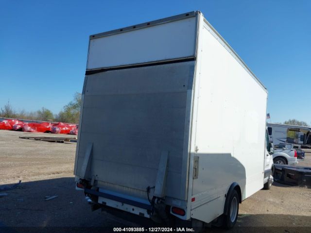 1FDBF6Z81NKA05332 Ford Transit-350 Cab